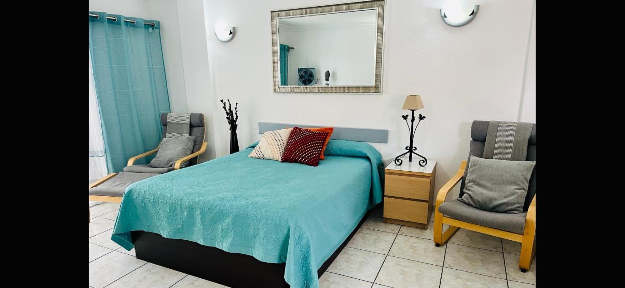 Estudio Los Cristianos-Tenerife- Los Cristianos  Luaran gambar